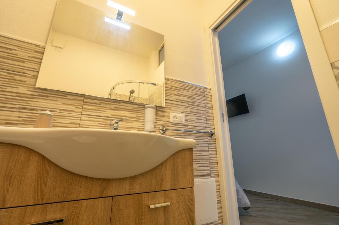 Domoblu Camere In Centro Tortolì Exteriér fotografie