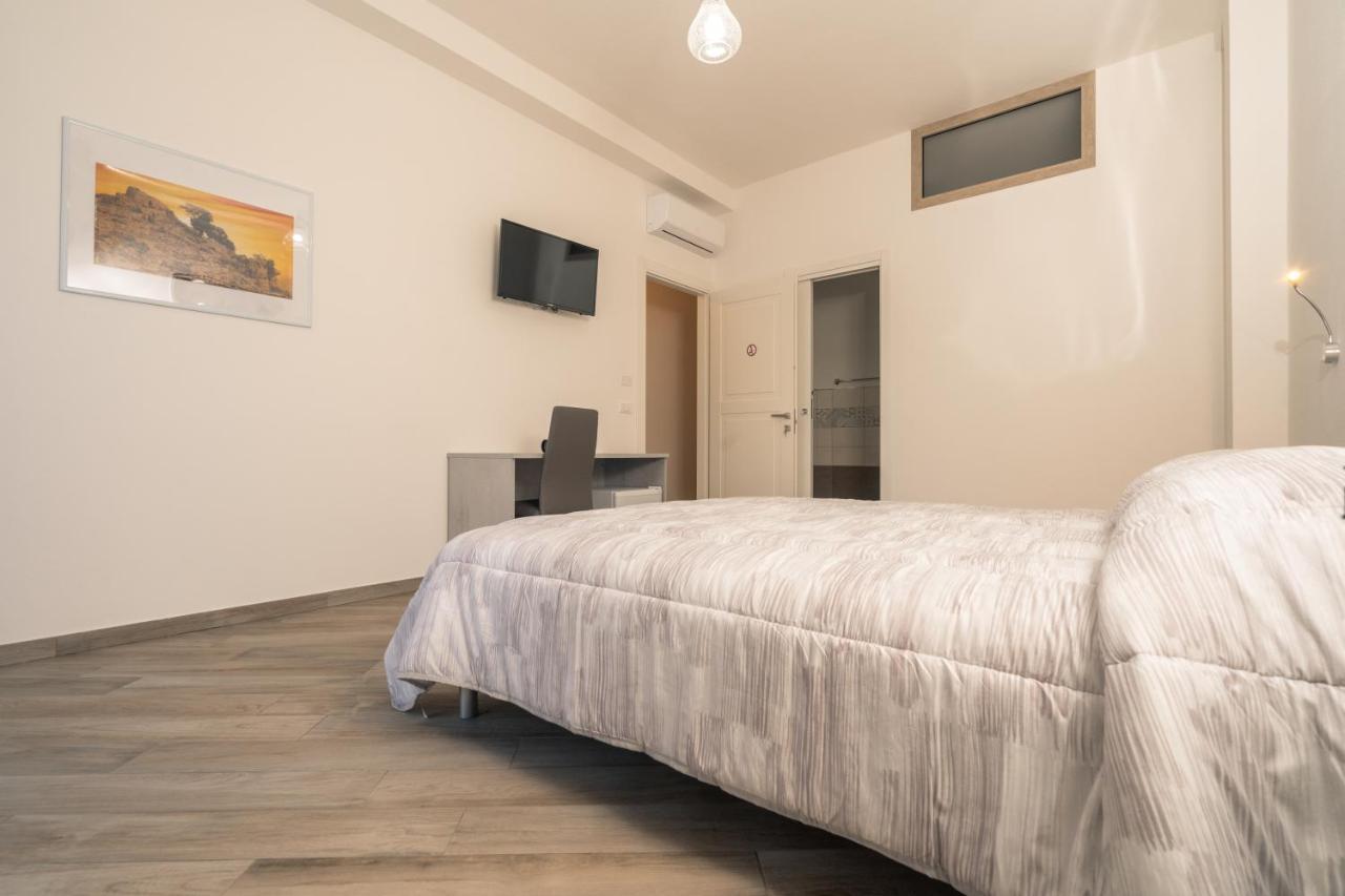 Domoblu Camere In Centro Tortolì Exteriér fotografie