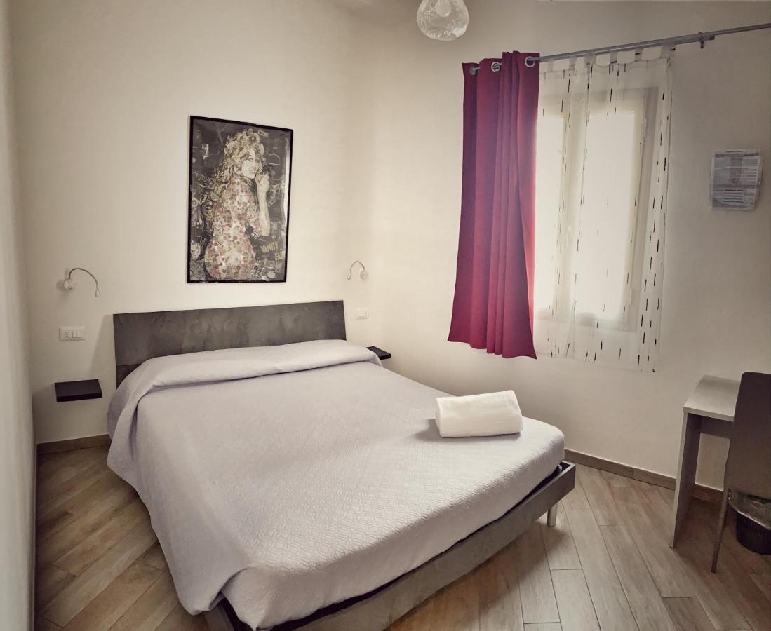 Domoblu Camere In Centro Tortolì Exteriér fotografie