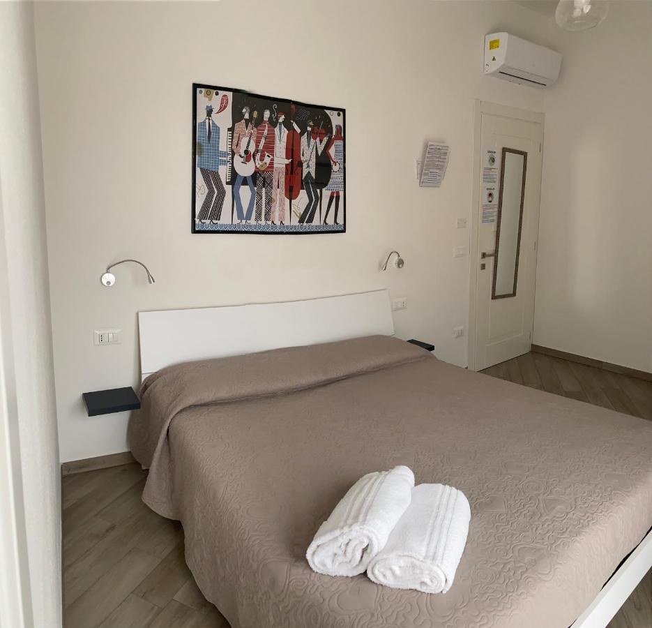 Domoblu Camere In Centro Tortolì Exteriér fotografie